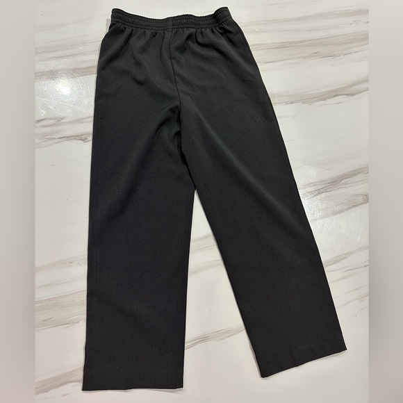 Boys dress suit - Picture 4 of 5